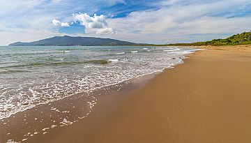 Spiaggia dell'Osa: guida completa a una delle spiagge più belle della Maremma - Maremma Toscana
