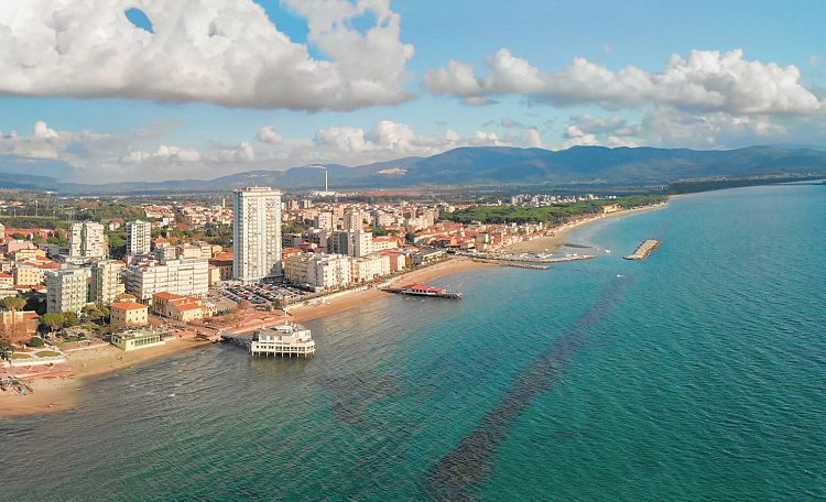 Follonica, das Resort mit einem milden Klima