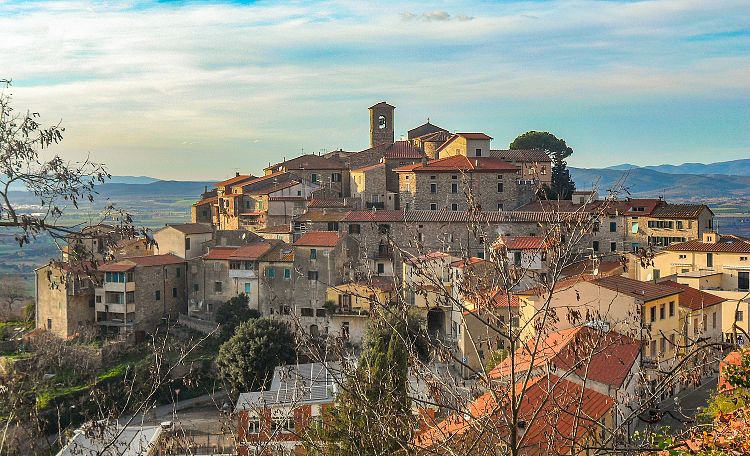 Gavorrano, le territoire des villages médiévaux