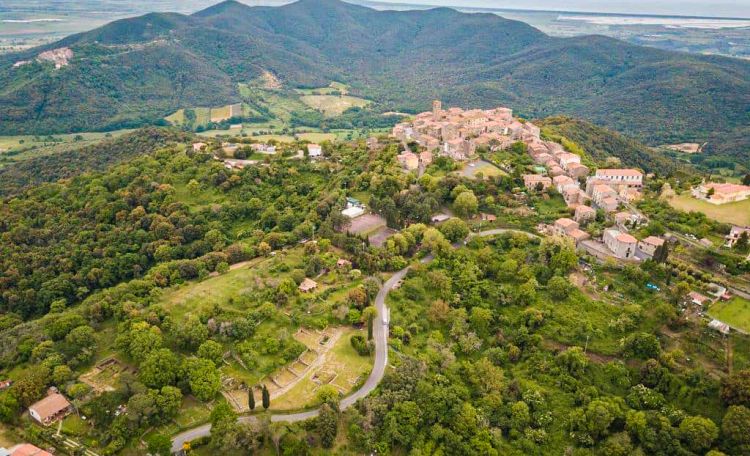 Vetulonia: l'antica cittĂ  scomparsa